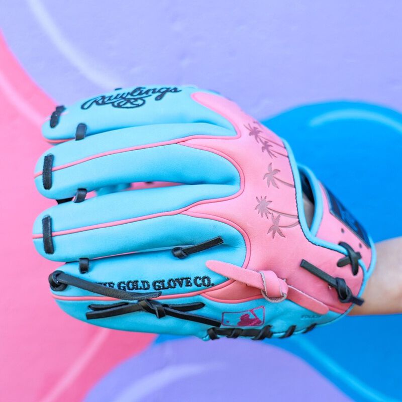 Rawlings Heart of the Hide ColorSync 10 11.5 in Wing Tip Glove, Right Hand Throw