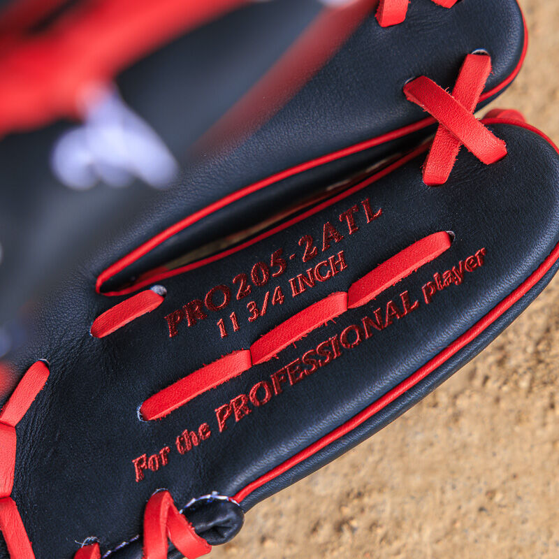 Atlanta Braves Heart of the Hide 11.75-Inch Infield Glove, Right Hand Throw