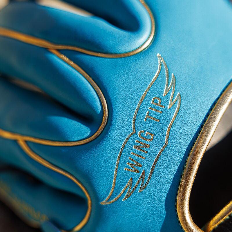 Picture of the teal Wing Tip back of an Exclusive 11.5" Rawlings R2G Heart of the Hide infield glove