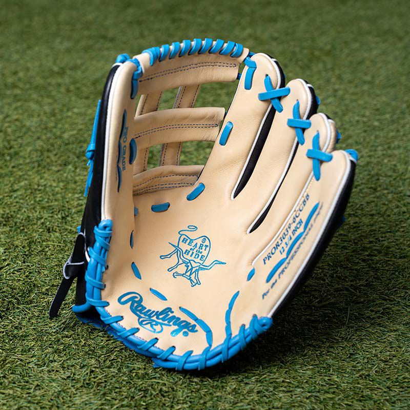 Rawlings Heart of the Hide 12.75-Inch Outfield Glove