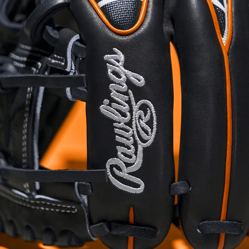 Rawlings Halloween Heart of the Hide 11.5-Inch Infield Glove, Right Hand Throw