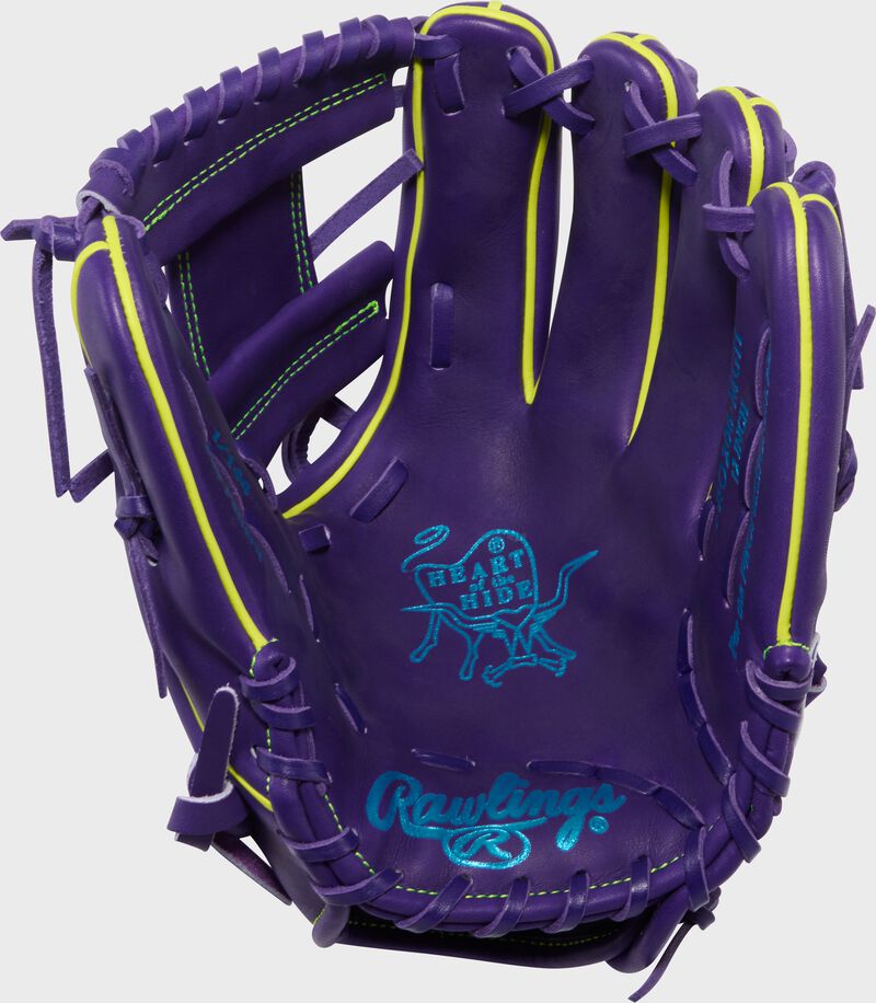 Gameday 57 Series Maikel Garcia Heart of the Hide Glove, Right Hand Throw