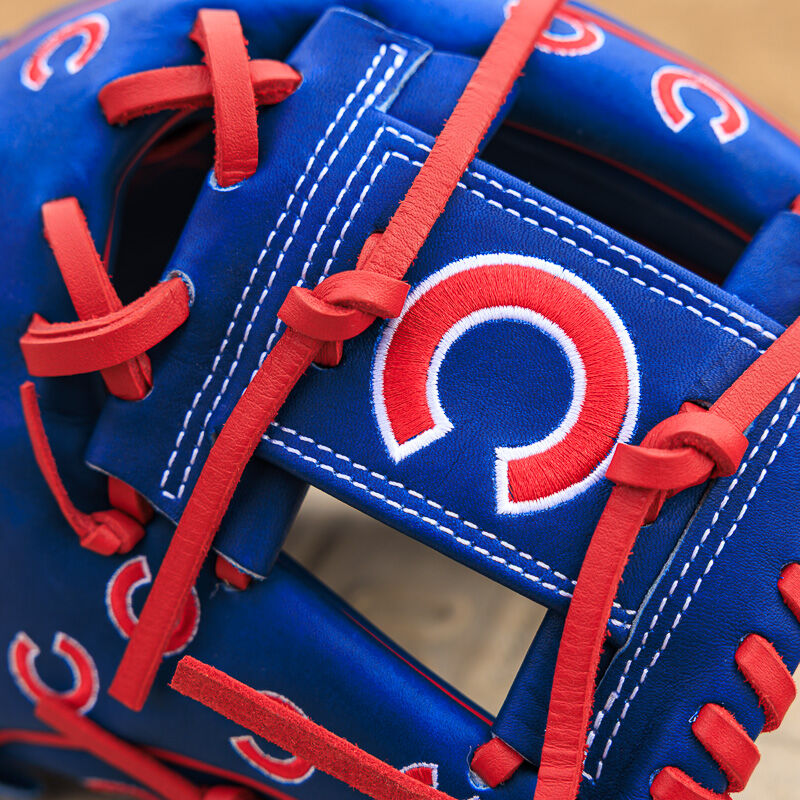 Chicago Cubs Heart of the Hide 11.75-Inch Infield Glove, Right Hand Throw