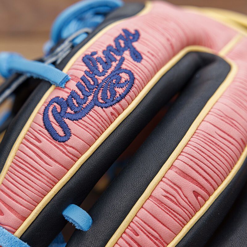 Rawlings Wood-Grain Exclusive 11.5 Inch Infield Glove, Right Hand Throw