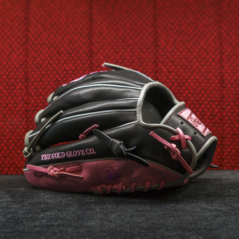 Rawlings Heart of the Hide Broken Heart 11.5-Inch Glove