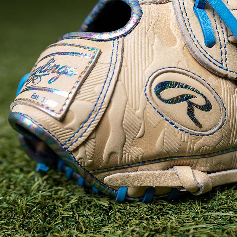 Rawlings Heart of the Hide 12.5-Inch ContoUR Fit Outfield Glove