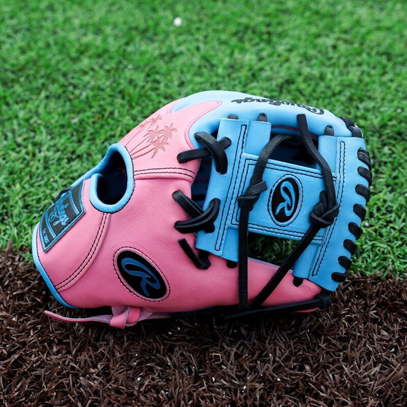 Rawlings Heart of the Hide ColorSync 10 11.5 in Wing Tip Glove, Right Hand Throw