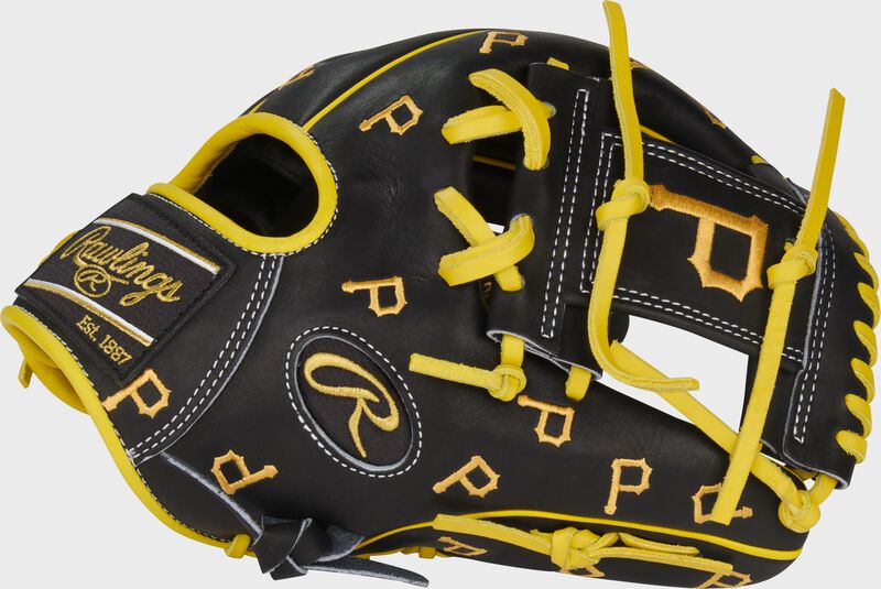 Pittsburgh Pirates Heart of the Hide 11.75-Inch Infield Glove, Right Hand Throw