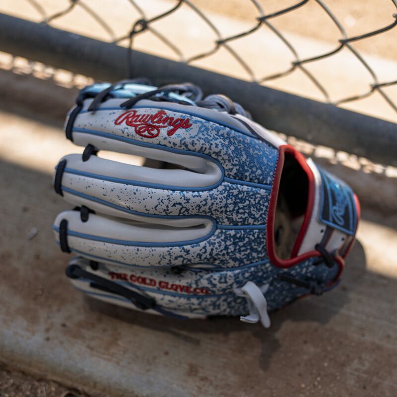 Rawlings Heart of the Hide Americana 11.5 in Infield Glove, Right Hand Throw