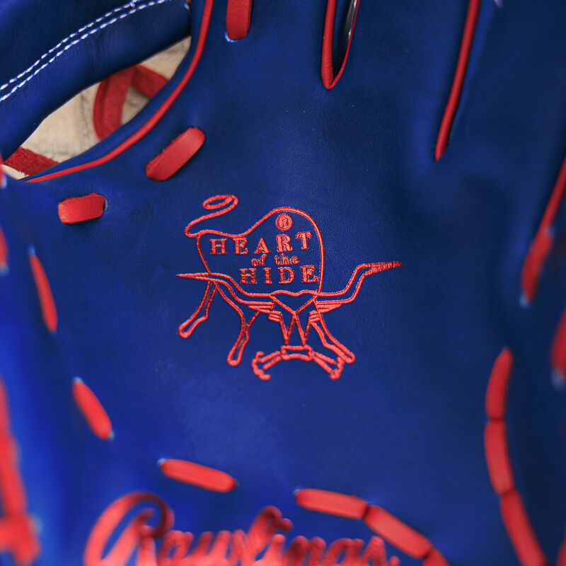 Chicago Cubs Heart of the Hide 11.75-Inch Infield Glove, Right Hand Throw