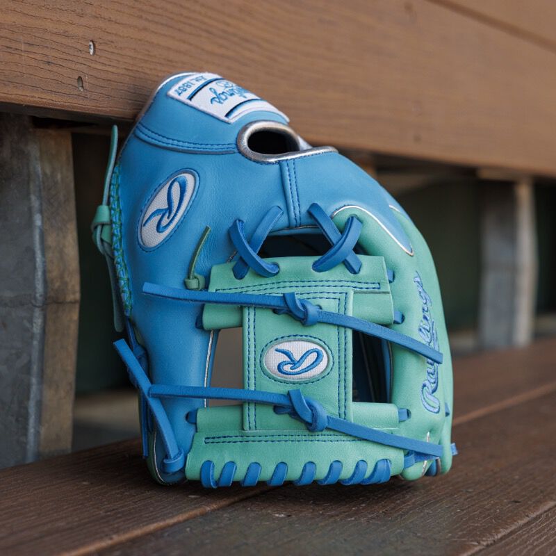 Rawlings Exclusive Heart of the Hide 11.5-Inch Infield Glove, Right Hand Throw