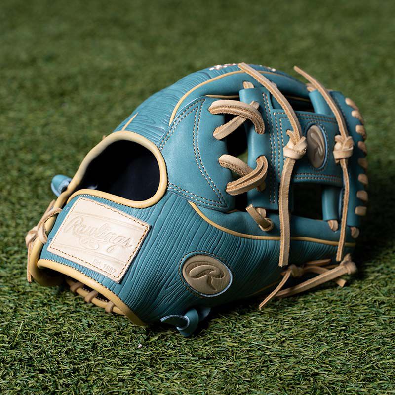 Rawlings Heart of the Hide 11.5-Inch Infield Glove, Right Hand Throw