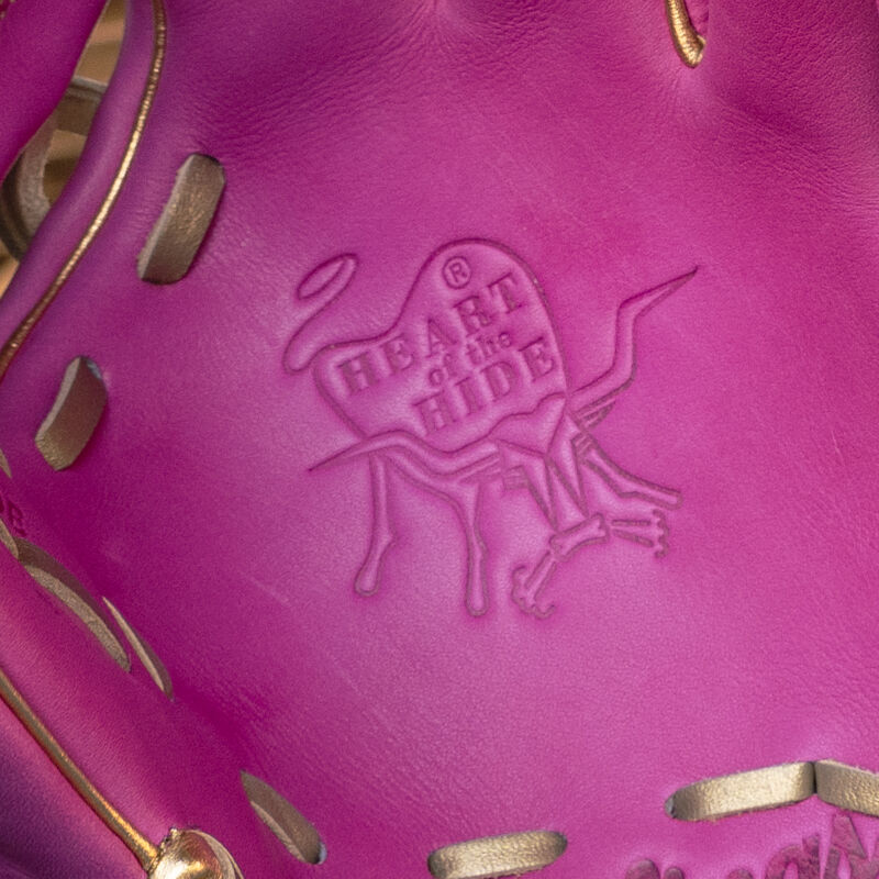 Close-up picture of the palm of an Exclusive 11.5" R2G Heart of the Hide Berry infield glove