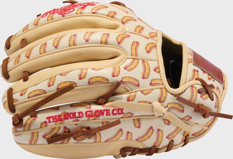 2026 Heart of the Hide Omaha Collection 11.5-Inch Hot Dog Glove, Right Hand Throw