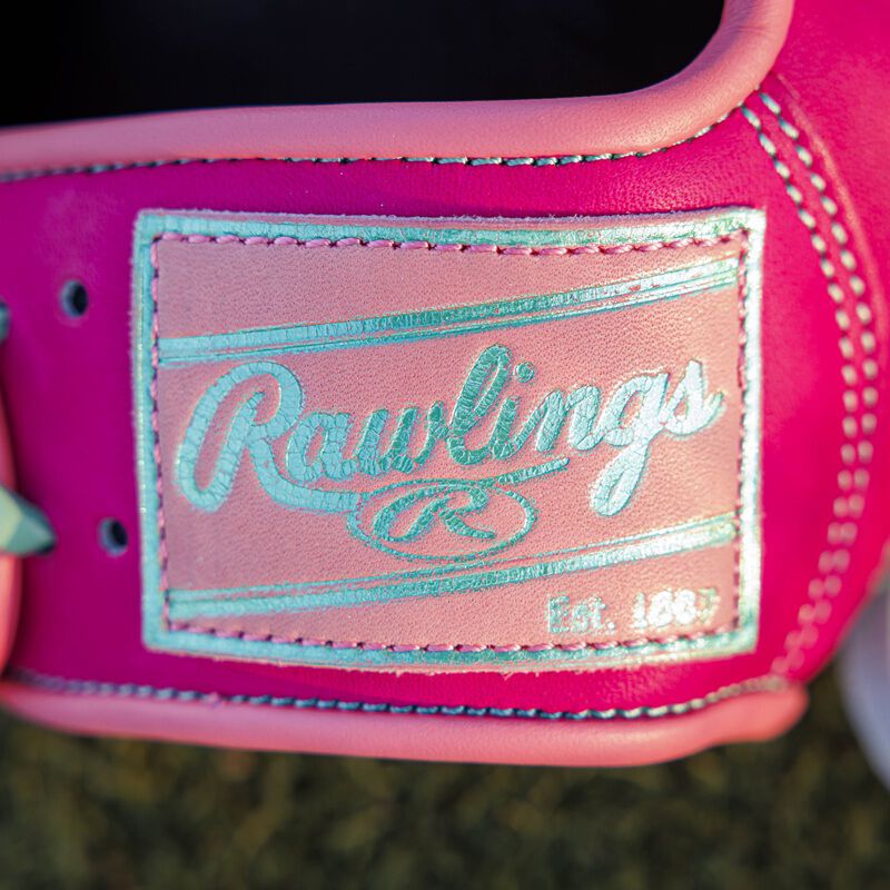 Rawlings Exclusive Berry 11.5 Inch Infield Glove, Right Hand Throw