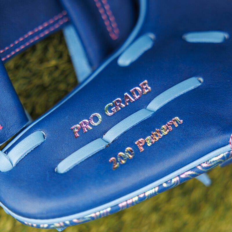 Rawlings Exclusive Holographic Geoprint 11.5 Inch Infield Glove, Right Hand Throw