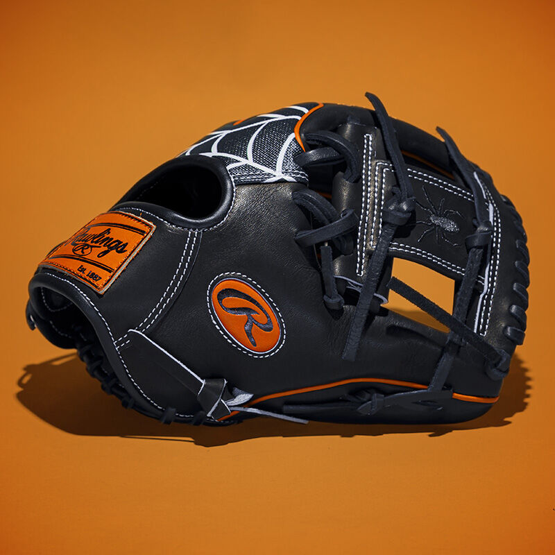 Rawlings Halloween Heart of the Hide 11.5-Inch Infield Glove, Right Hand Throw