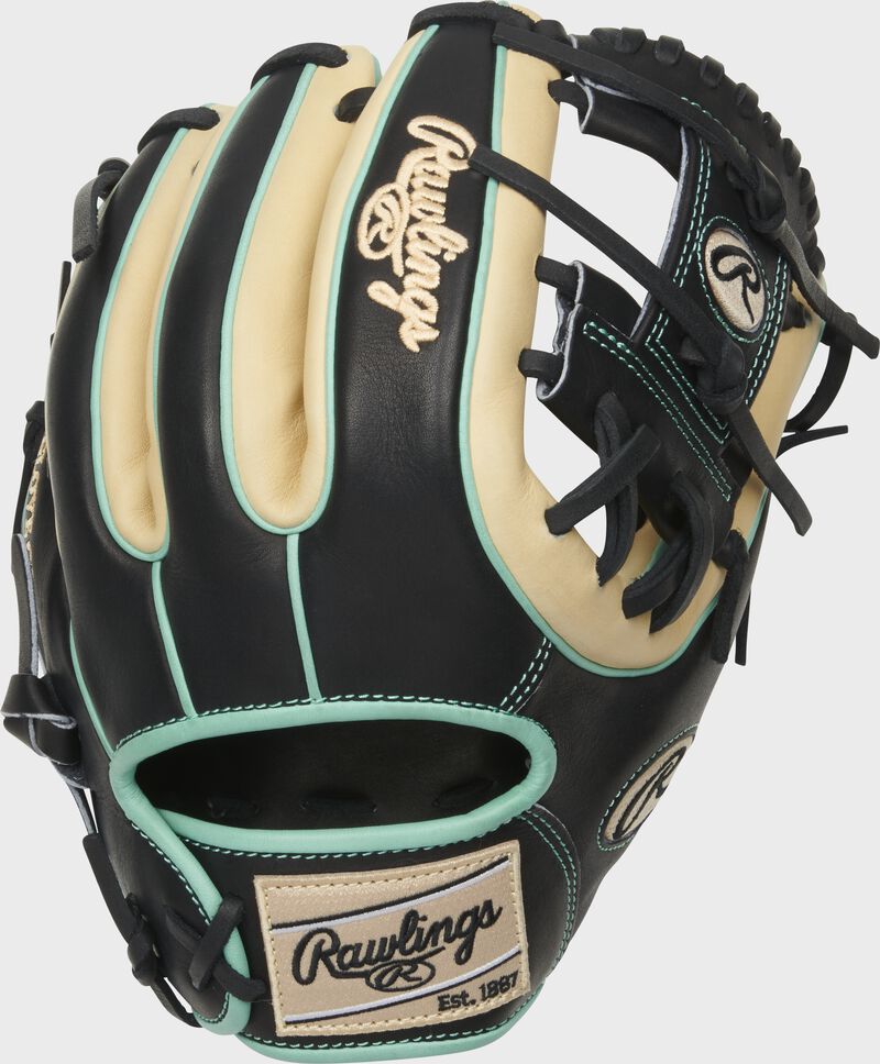 2021 Heart of the Hide R2G 11.5-Inch Infield Glove