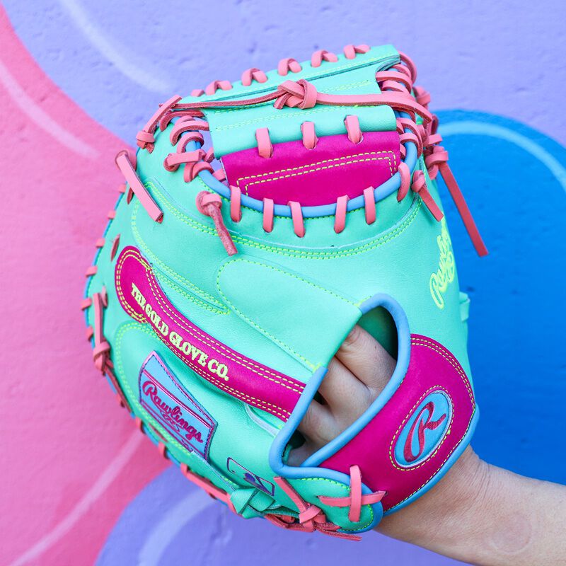 Rawlings Heart of the Hide ColorSync 10 34 in Catcher's Mitt, Right Hand Throw