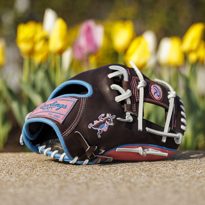 Exclusive Rabbit Heart of the Hide 11.75" Infield Glove, Right Hand Throw