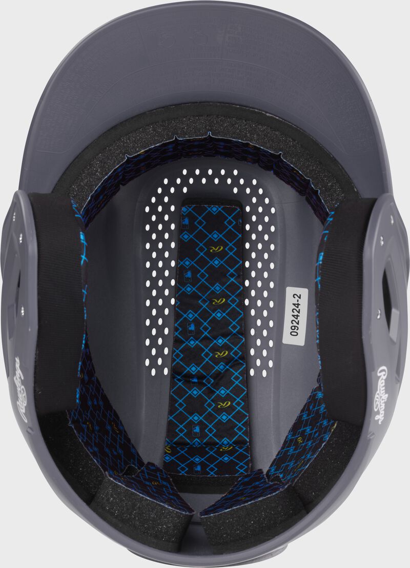 Inside padding of a graphite Rawlings RX2 batting helmet