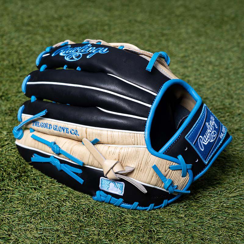Rawlings Heart of the Hide 12.75-Inch Outfield Glove