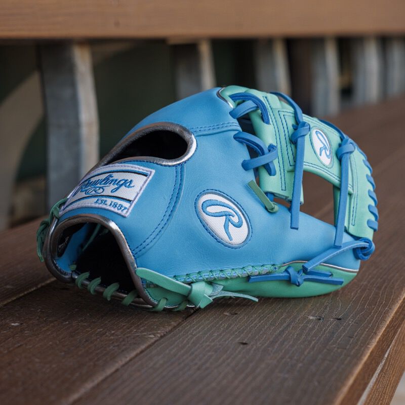 Rawlings Exclusive Heart of the Hide 11.5-Inch Infield Glove, Right Hand Throw