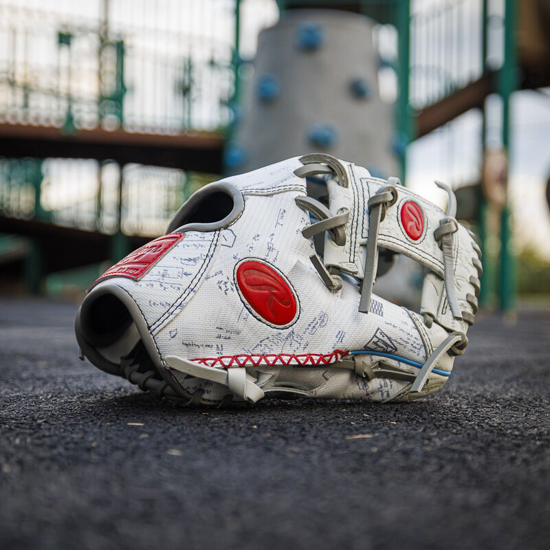 Rawlings Back To School Heart of the Hide 11.5 Inch Infield Glove, Right Hand Throw