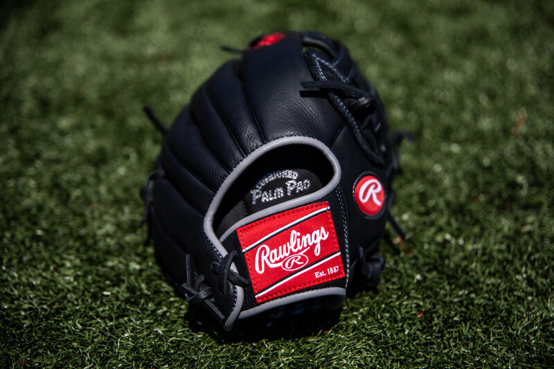 Select Pro Lite 12-Inch Aaron Judge Youth Outfield Glove loading=