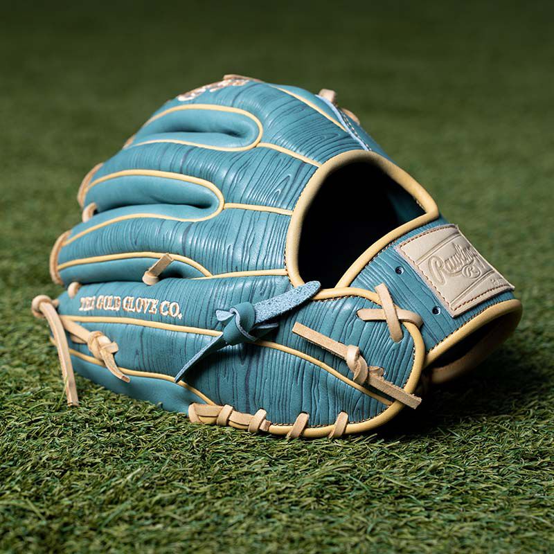 Rawlings Heart of the Hide 11.5-Inch Infield Glove, Right Hand Throw