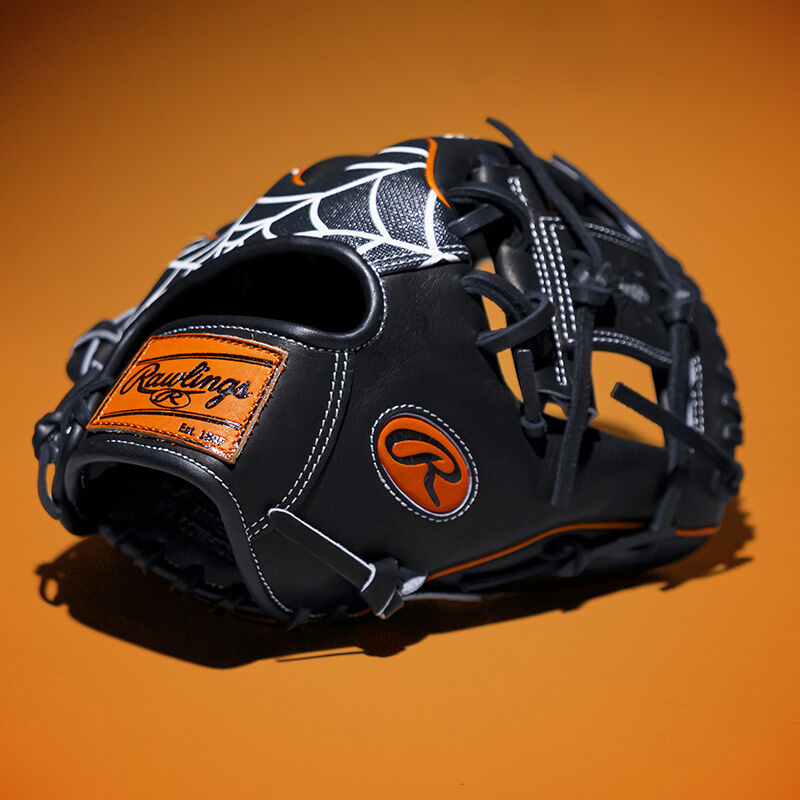 Rawlings Halloween Heart of the Hide 11.5-Inch Infield Glove, Right Hand Throw