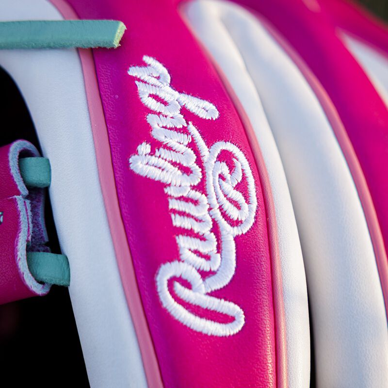 Rawlings Exclusive Berry 11.5 Inch Infield Glove, Right Hand Throw