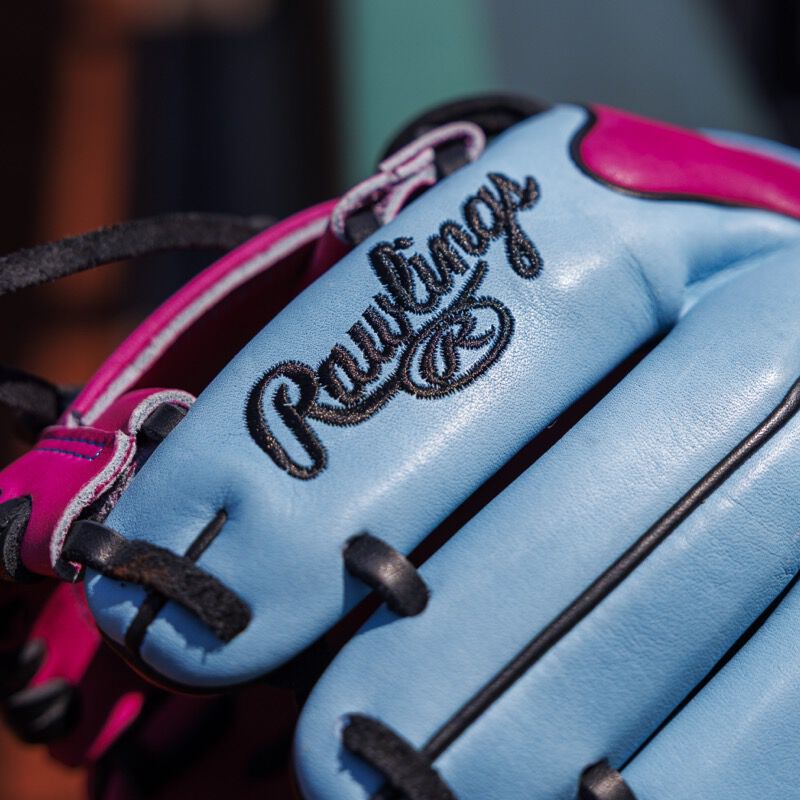 Rawlings Exclusive Heart of the Hide ContoUR Fit 11.5-Inch Wing Tip Glove, Right Hand Throw