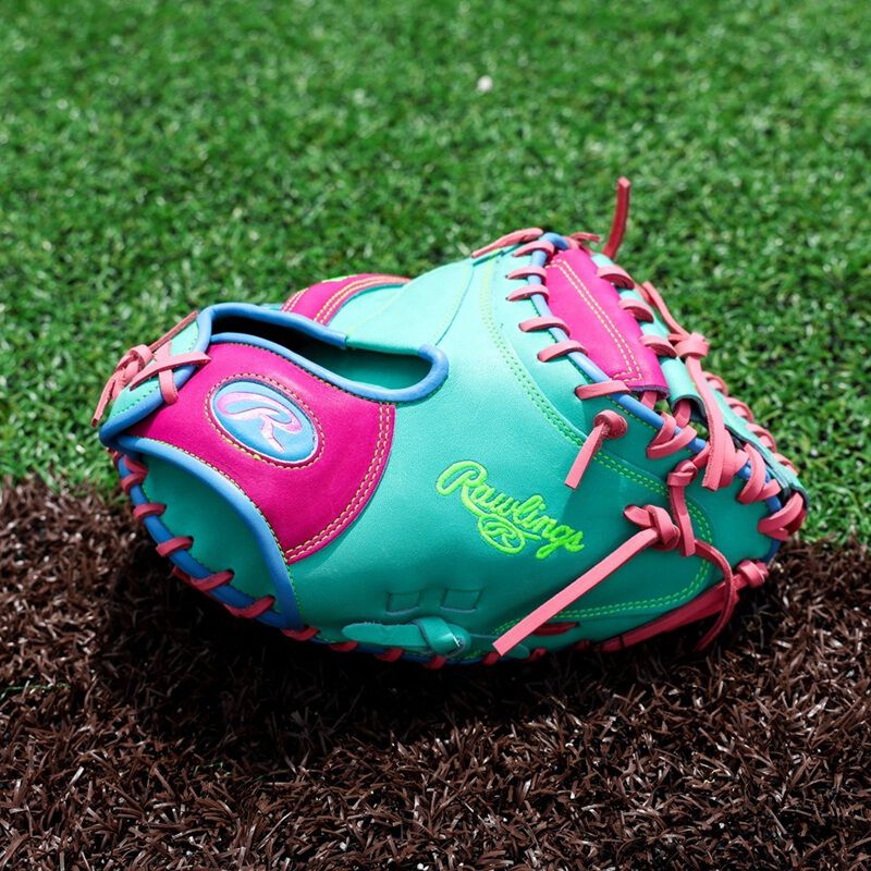 Rawlings Heart of the Hide ColorSync 10 34 in Catcher's Mitt, Right Hand Throw