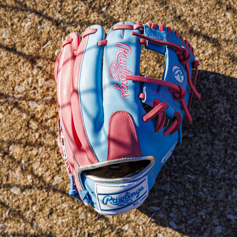 Picture of a columbia blue/pink Heart of the Hide R2G 11.5" infield glove from above