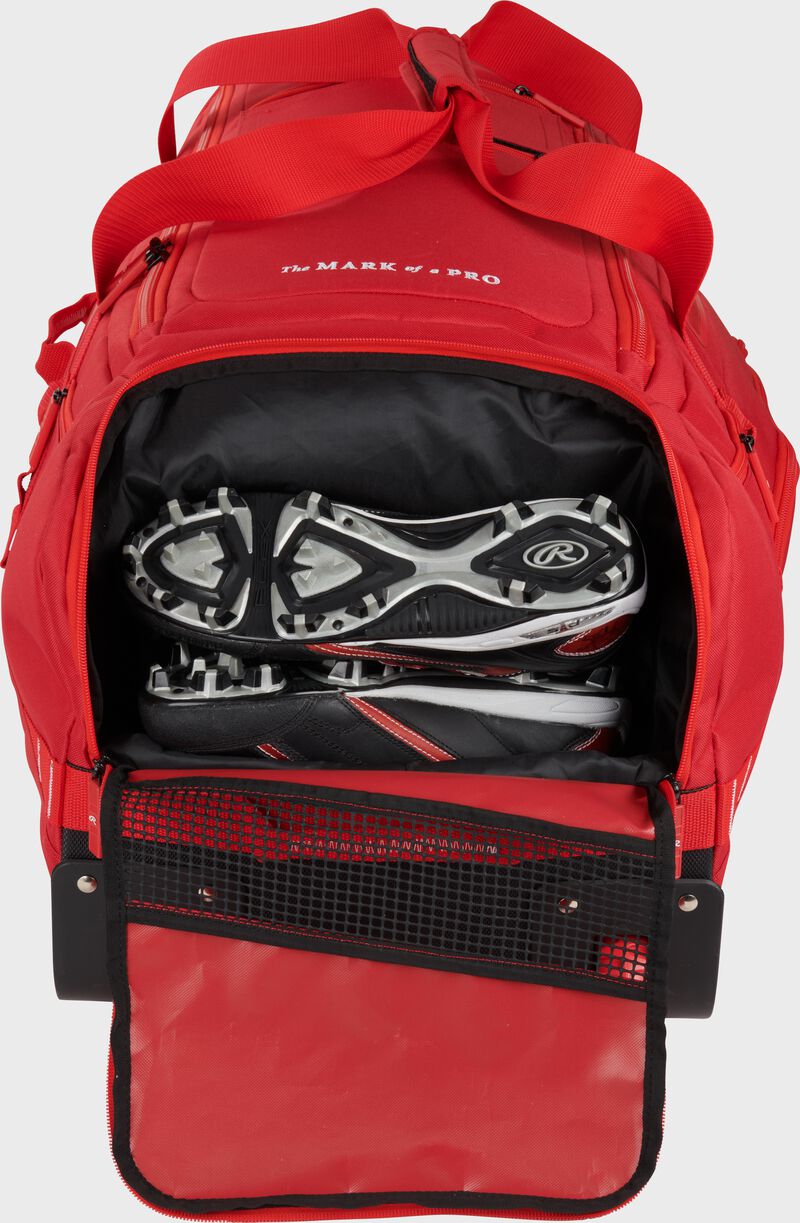 Yadi 2 Wheeled Equipment Bag, Scarlet