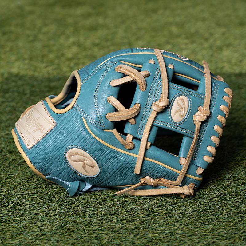 Rawlings Heart of the Hide 11.5-Inch Infield Glove, Right Hand Throw