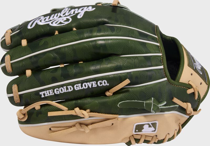 Exclusive Heart of the Hide 12.75-Inch Camo Print Outfield Glove