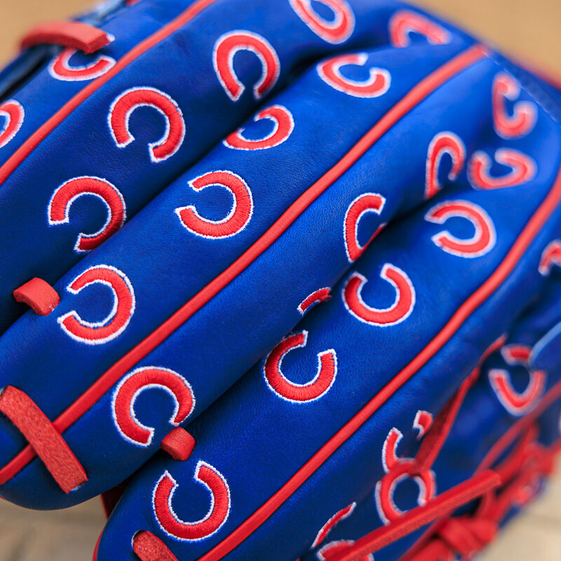 Chicago Cubs Heart of the Hide 11.75-Inch Infield Glove, Right Hand Throw