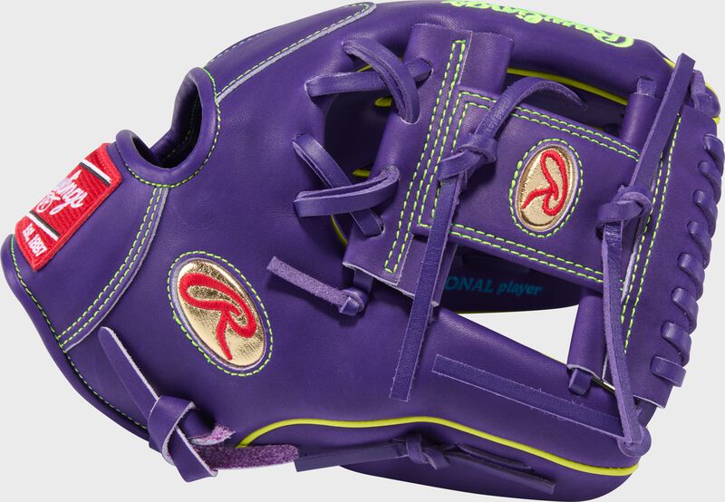 Gameday 57 Series Maikel Garcia Heart of the Hide Glove, Right Hand Throw